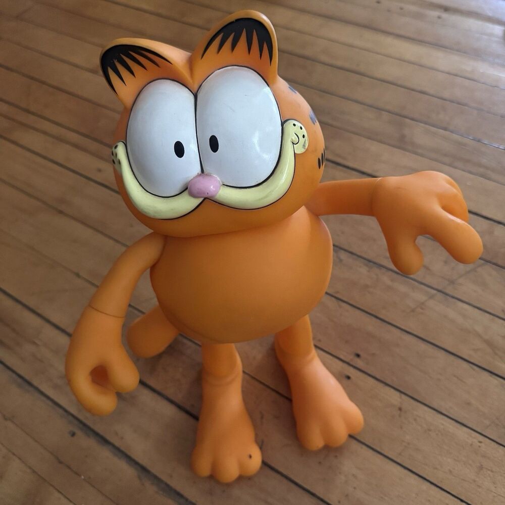 Rare Vtg Playmates Garfield 1981 Vinyl 12.75" Figure Orange Cat Poseable Funnies